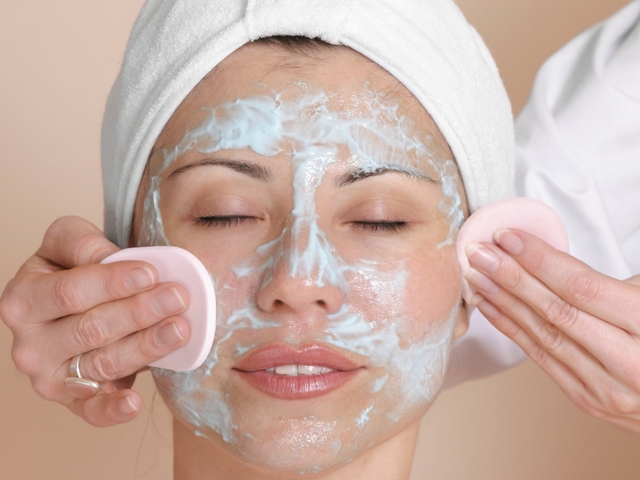 exfoliation-best-practices-skincare-tips-blog-by-zenmed